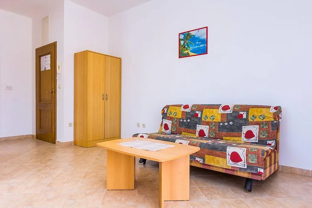 Apartments Cukon Medulin 0*,