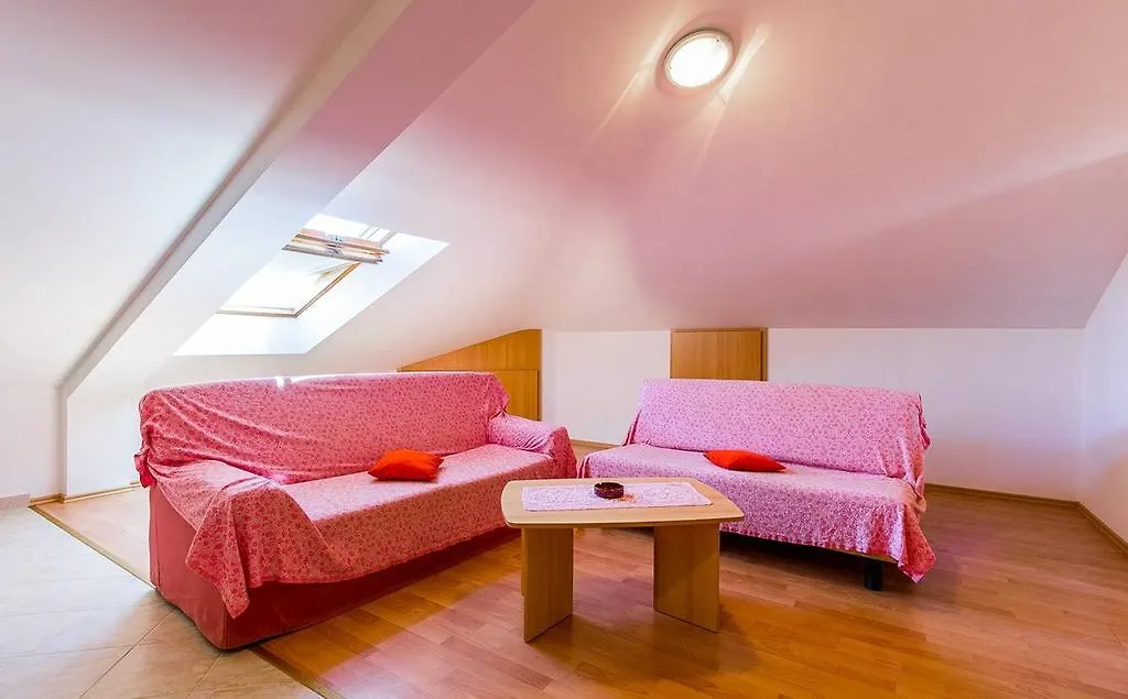 Apartments Cukon Medulin