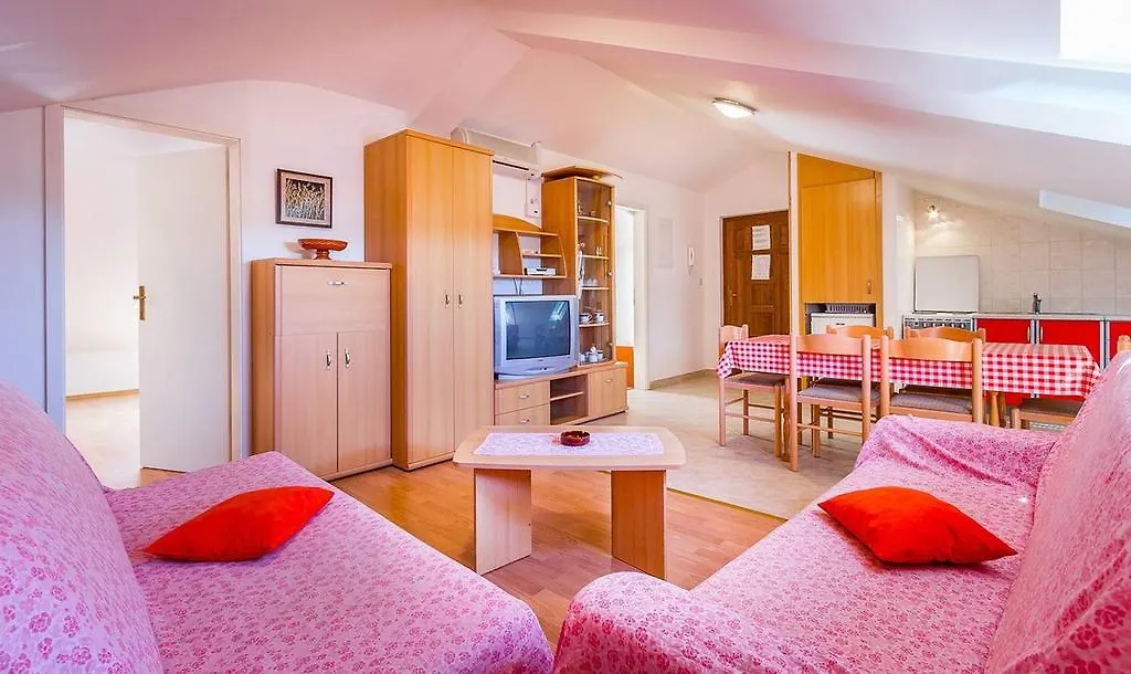 Apartments Cukon Medulin